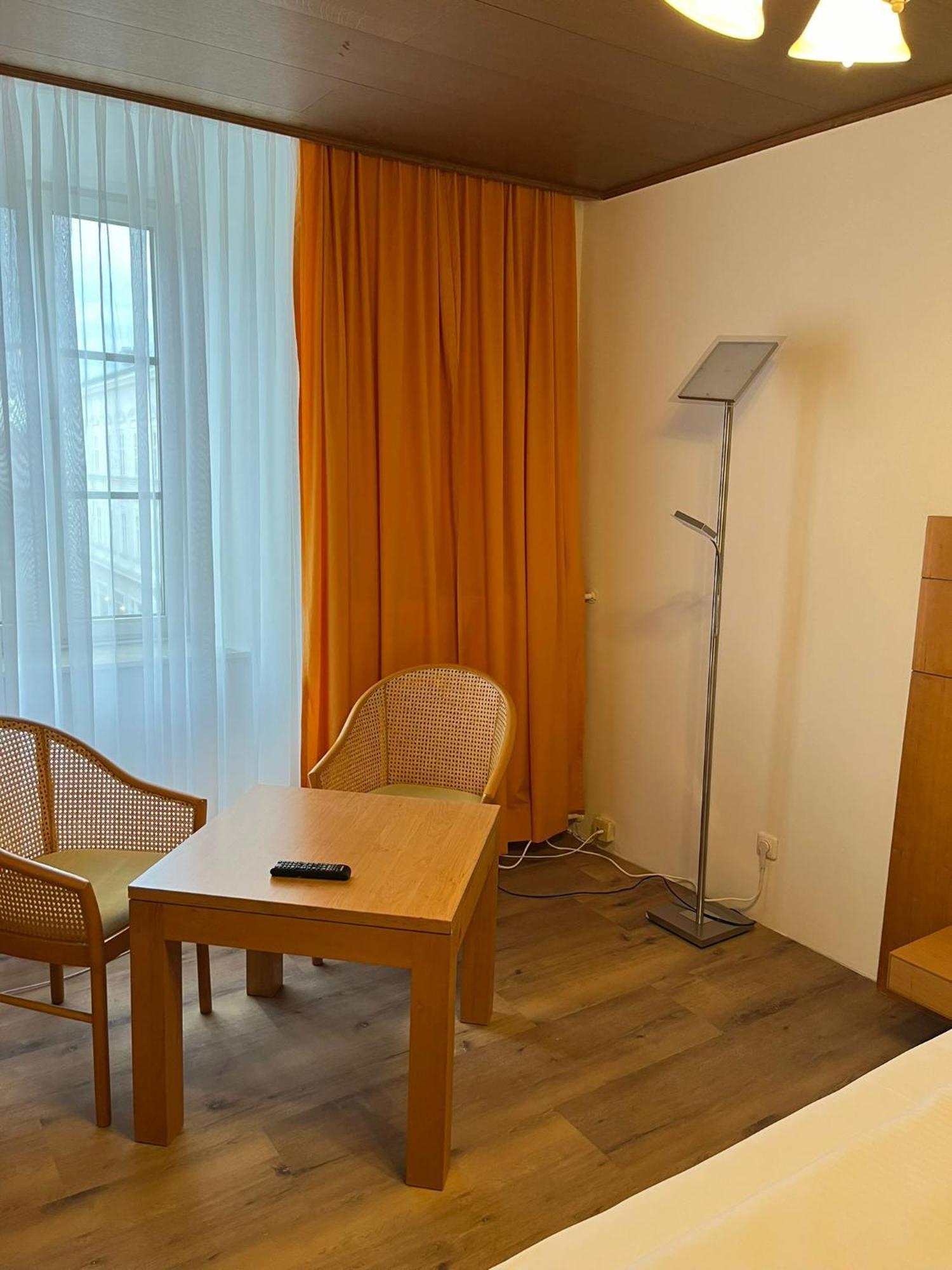 City Hotel Post 20 Braunau am Inn Exterior foto