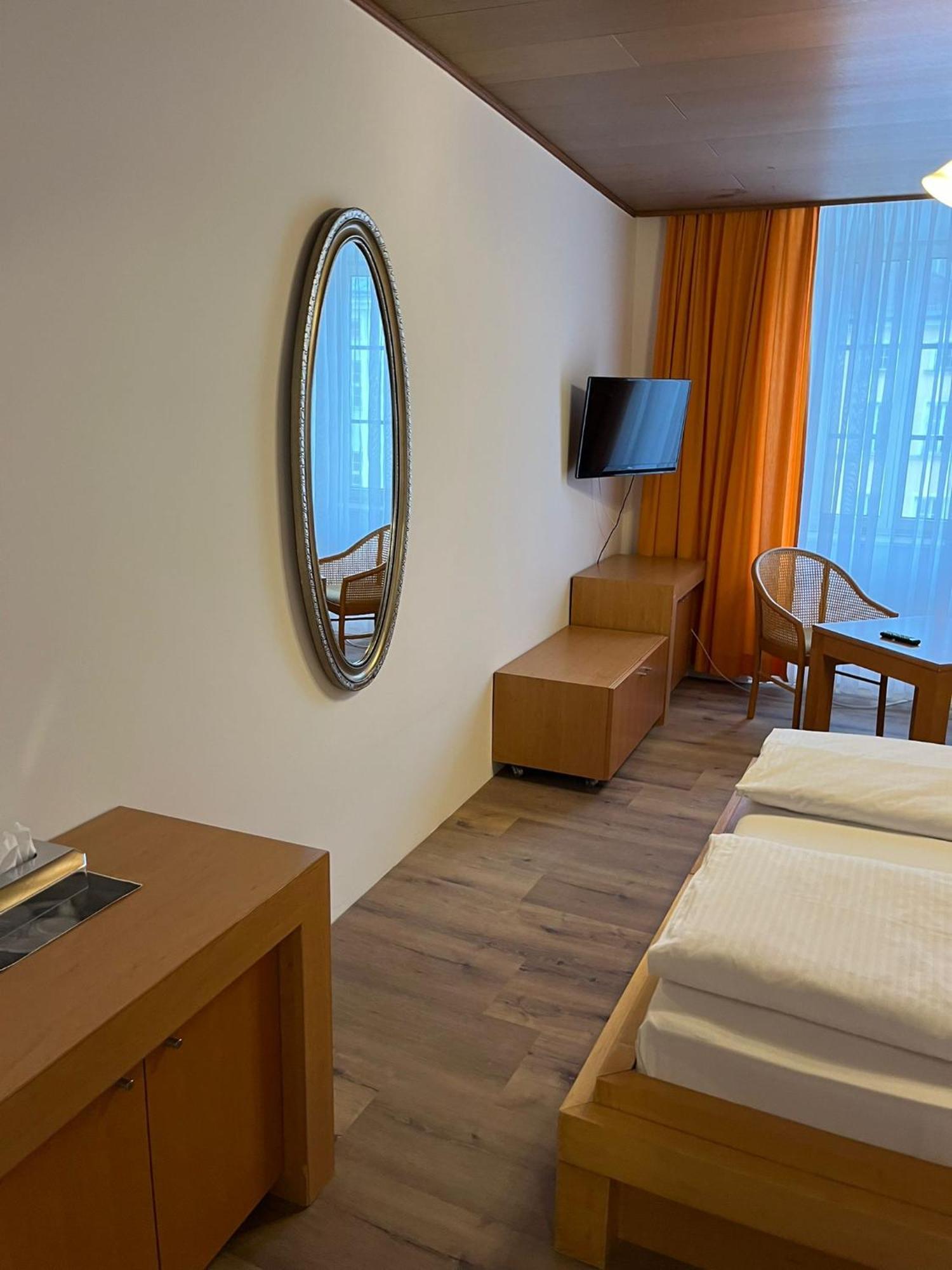 City Hotel Post 20 Braunau am Inn Exterior foto